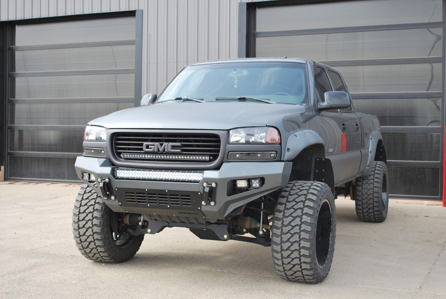 BASE BUMPER GMC SIERRA 2500/3500 HD 1999-2002