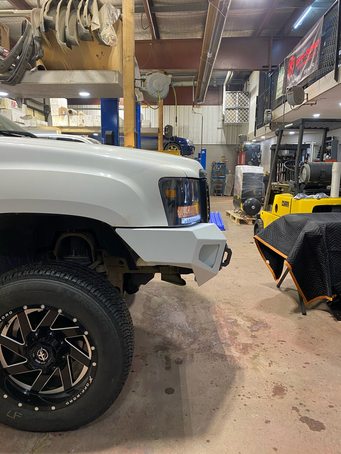 BASE BUMPER GMC SIERRA 1500 2007.5-2013