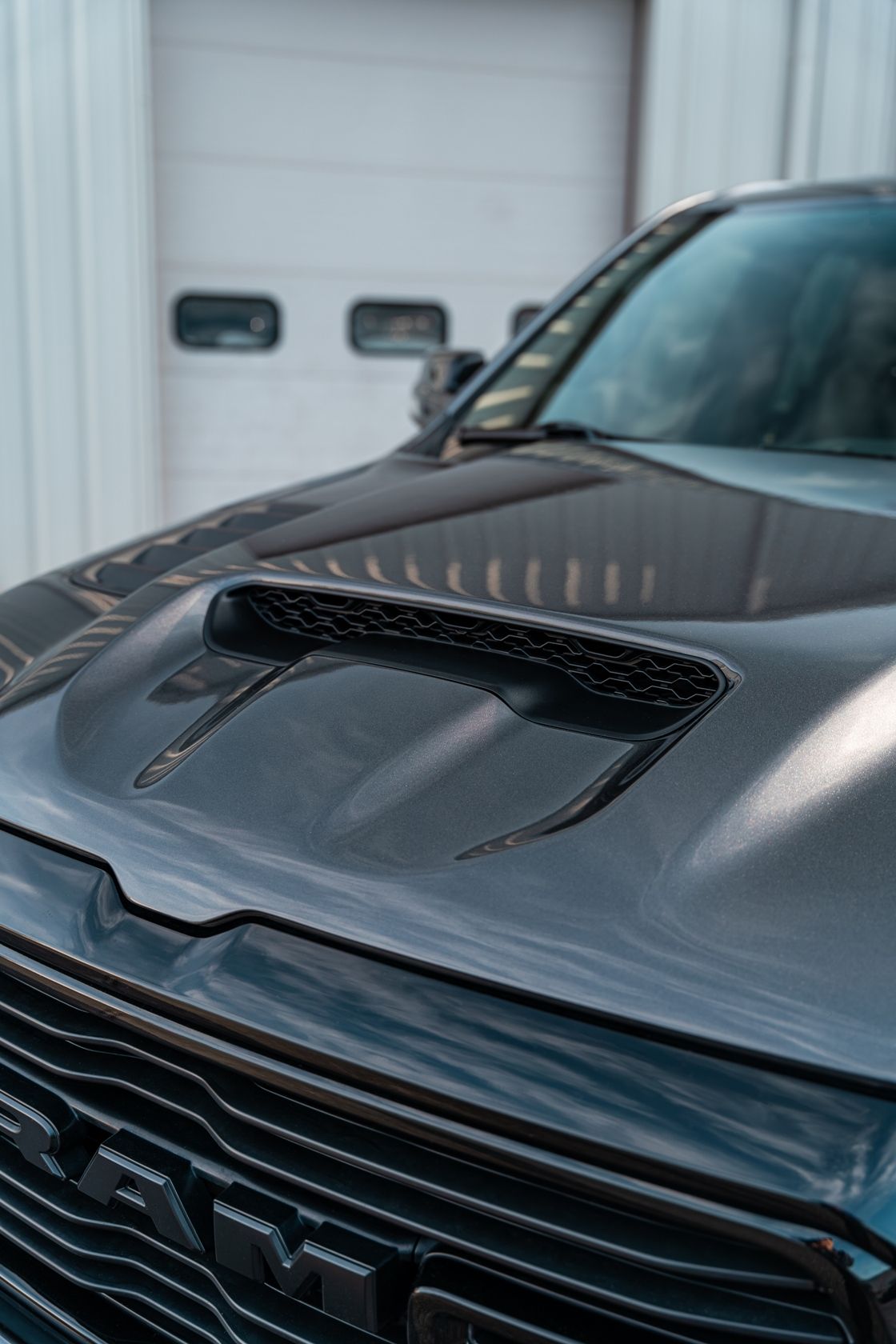 Cervini 2019-25 Ram 1500 Ram Air Hood