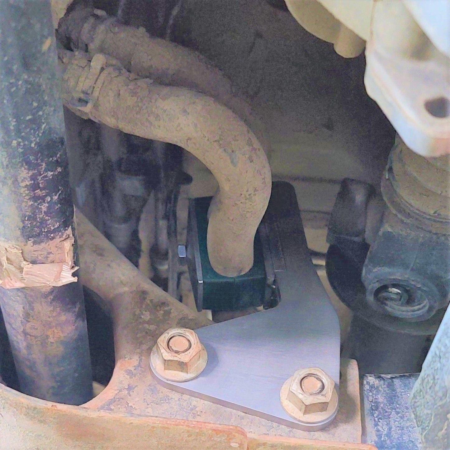 DDC 2020-2022 Duramax Coolant Line Saver