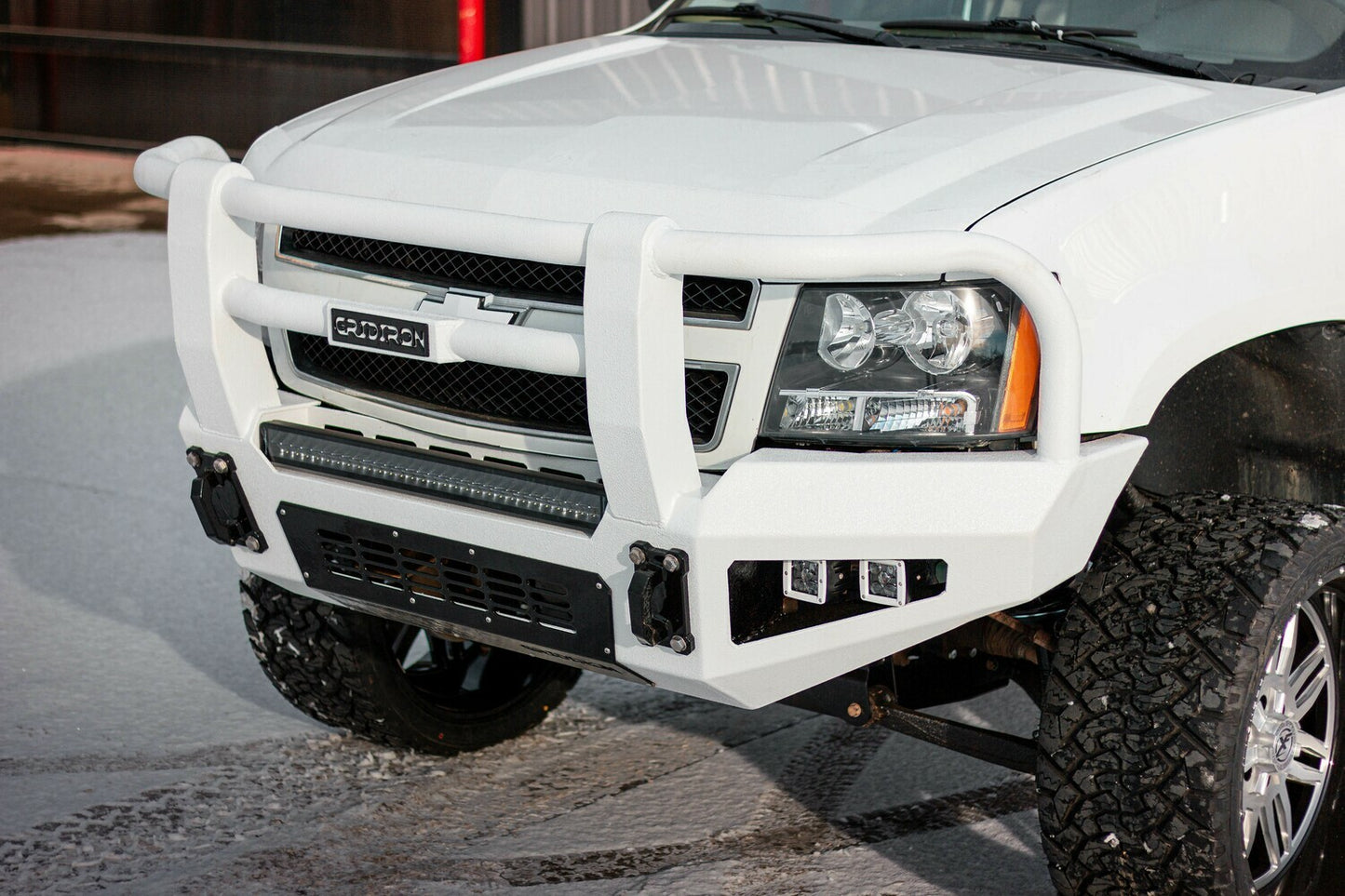 FULL-TUBE BUMPER CHEVY SUBURBAN 2007.5-2014