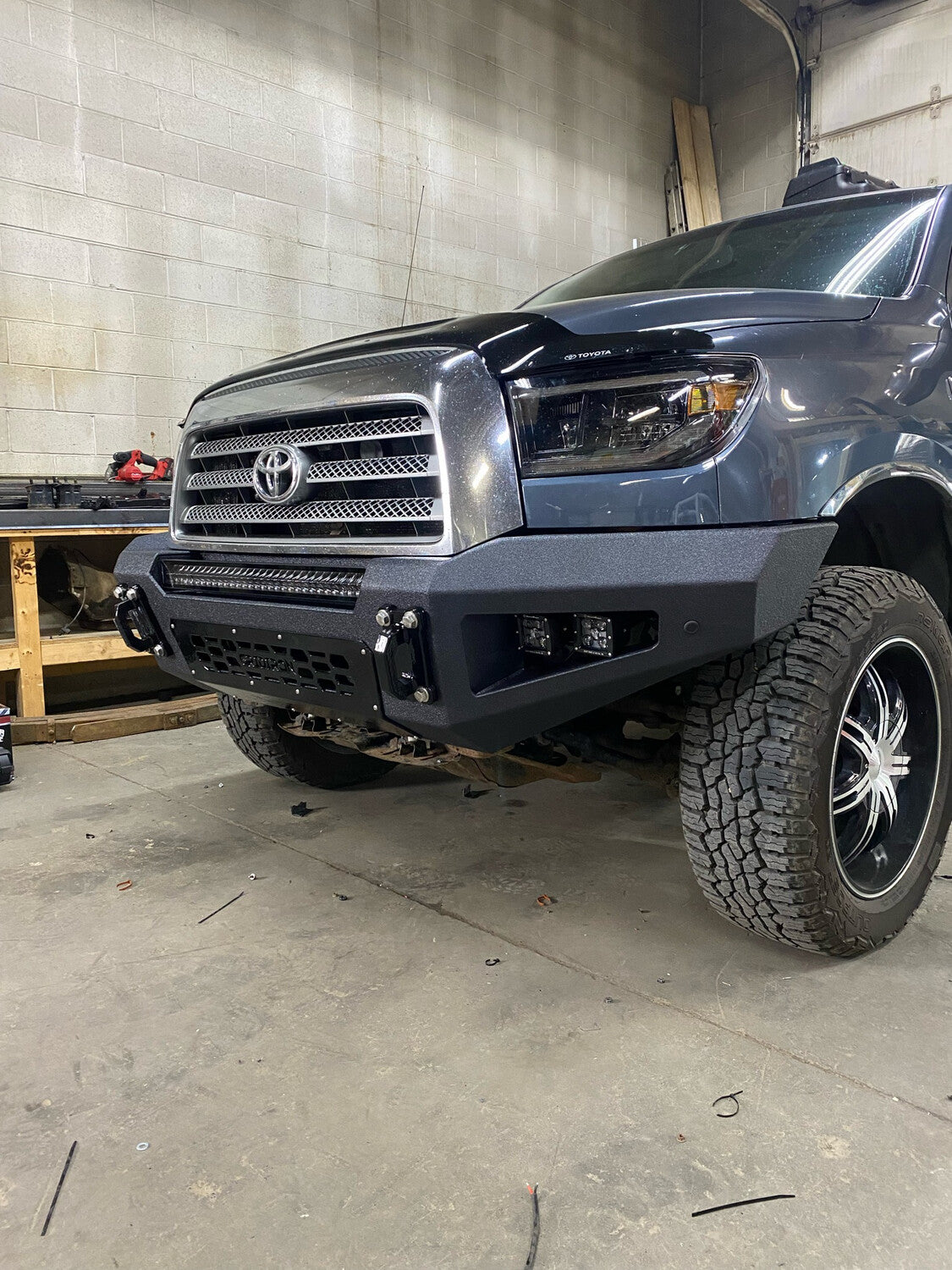 BASE BUMPER TOYOTA TUNDRA 2007-2013