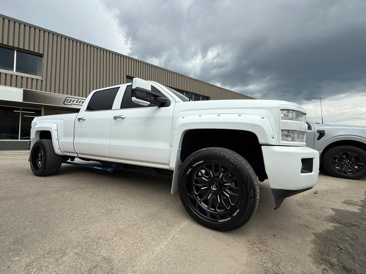 FKF 2011-2019 GM 2500/3500HD Traction Bars