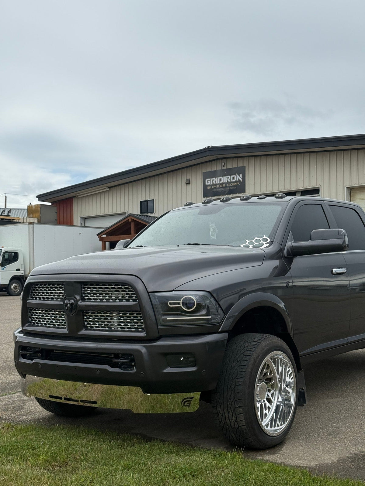 4th Gen (2010-2018) Ram 5" Valance