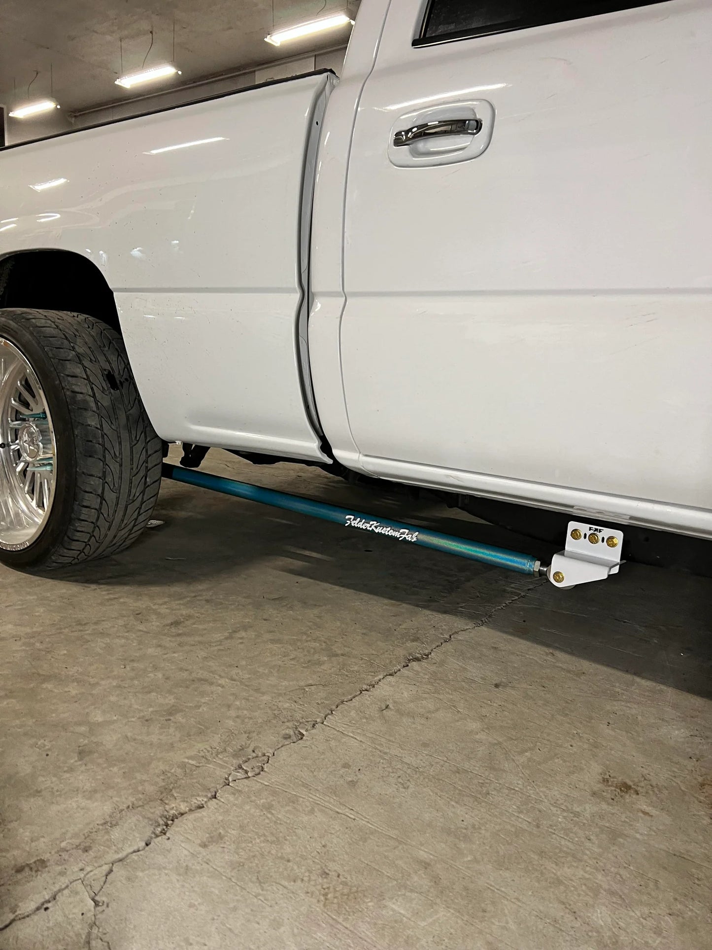 FKF 2001-2010 Duramax Bolt on Tube Style Traction Bars